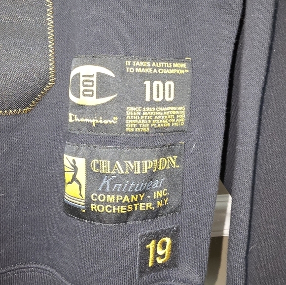 CHAMPION Century Collection 100 Year Anniversary Crewneck Sweatshirt NWT Size XS - Picture 12 of 13